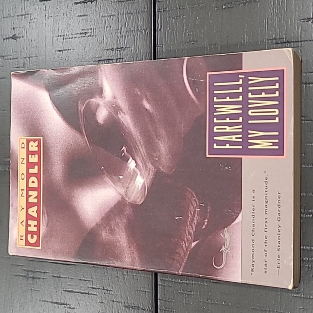 VTG Raymond Chandler Farewell My Lovely Paperback Book